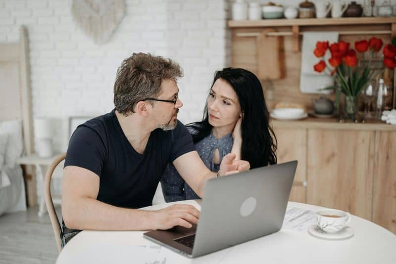 Sie spricht klar und deutlich, ohne Drama zu machen