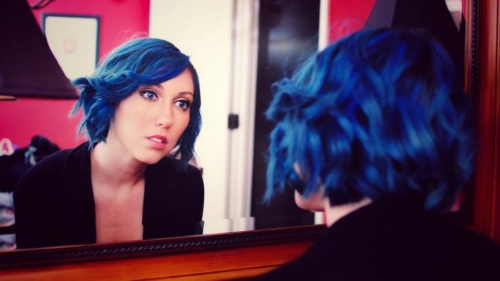 12 Subtile Tricks, mit denen Narzissten nach Komplimenten angeln