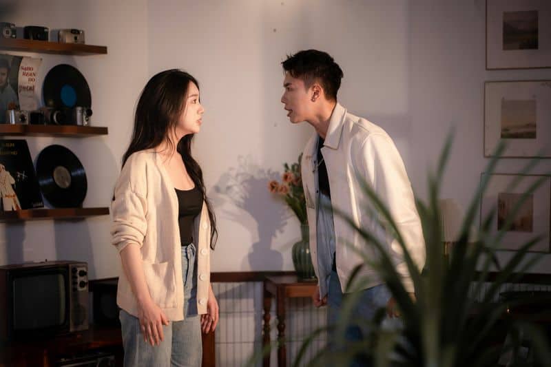 "Du solltest dankbar sein, dass ich dich mit dir ertrage."