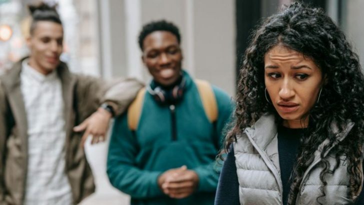7 Anzeichen dafür, dass du es mit narzisstischem emotionalem Missbrauch zu tun hast