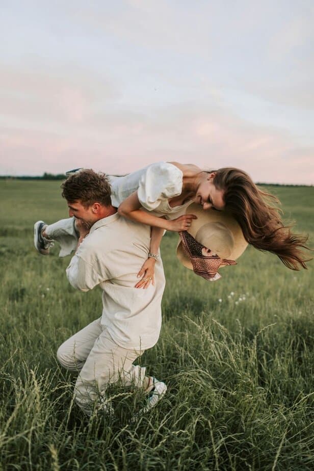 Verspieltheit, die sein inneres Kind zum Vorschein bringt