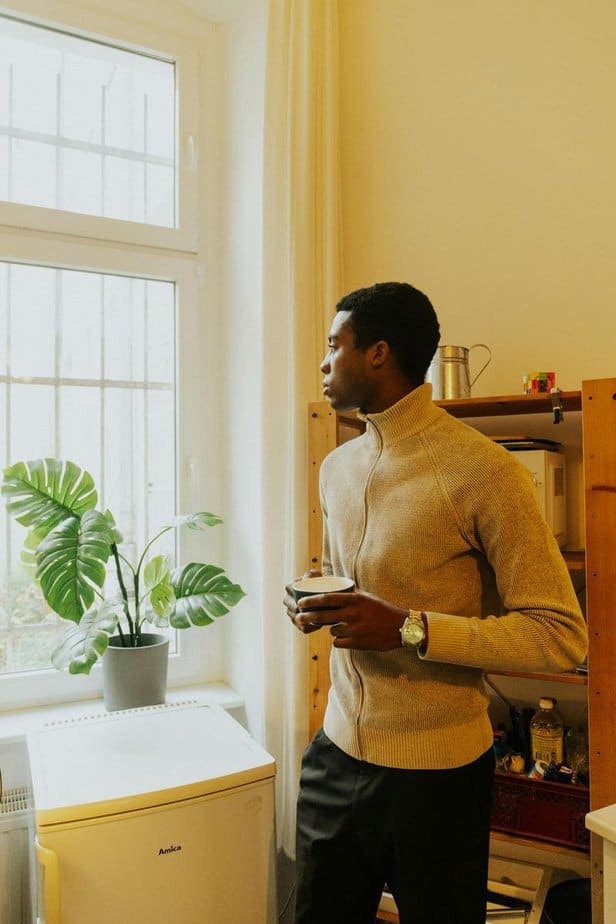 Du warst noch nie bei ihm zu Hause (oder du wurdest nie eingeladen).