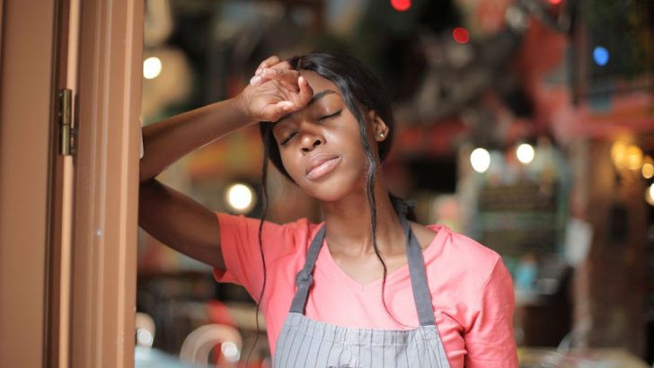 12 Zeichen, dass du emotional ausgelaugt bist, weil du einen Narzissten liebst