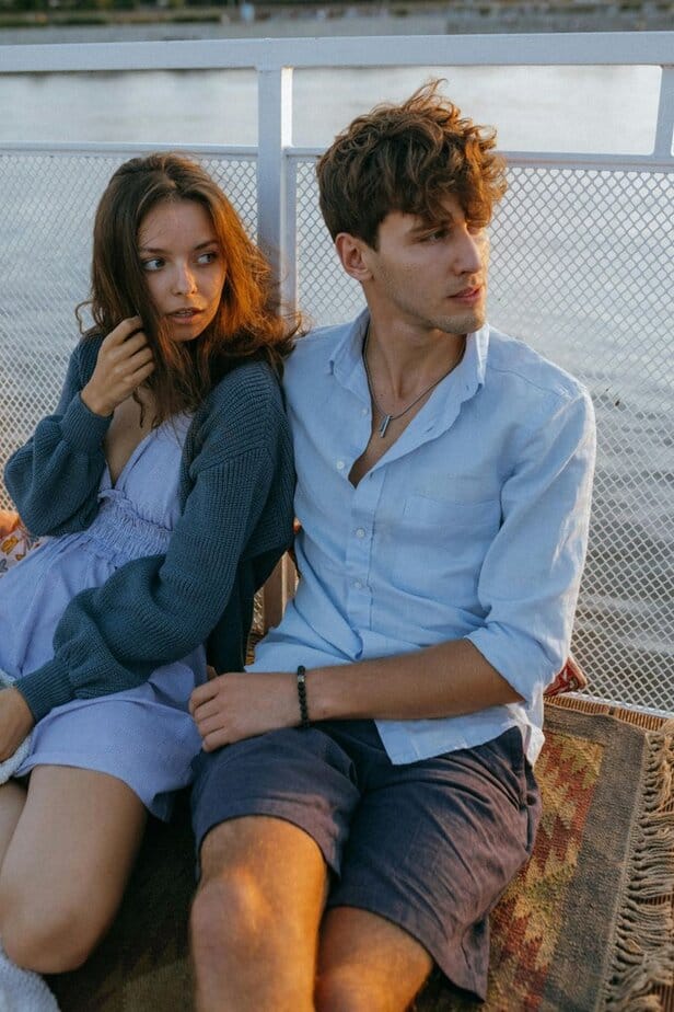 Die Aufrechterhaltung oberfl&auml;chlicher, einseitiger Beziehungen