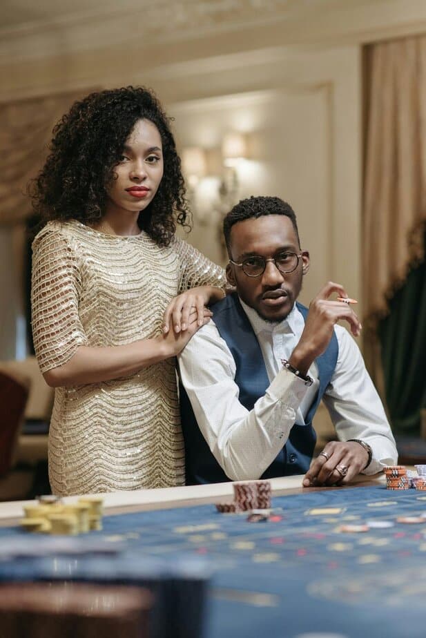 Er sagt "Du denkst zu viel nach", wenn du Warnzeichen bemerkst