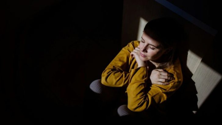 Ein Psychologe verr&auml;t 10 hilfreiche Tipps f&uuml;r Menschen, die mit Angstzust&auml;nden zu k&auml;mpfen haben